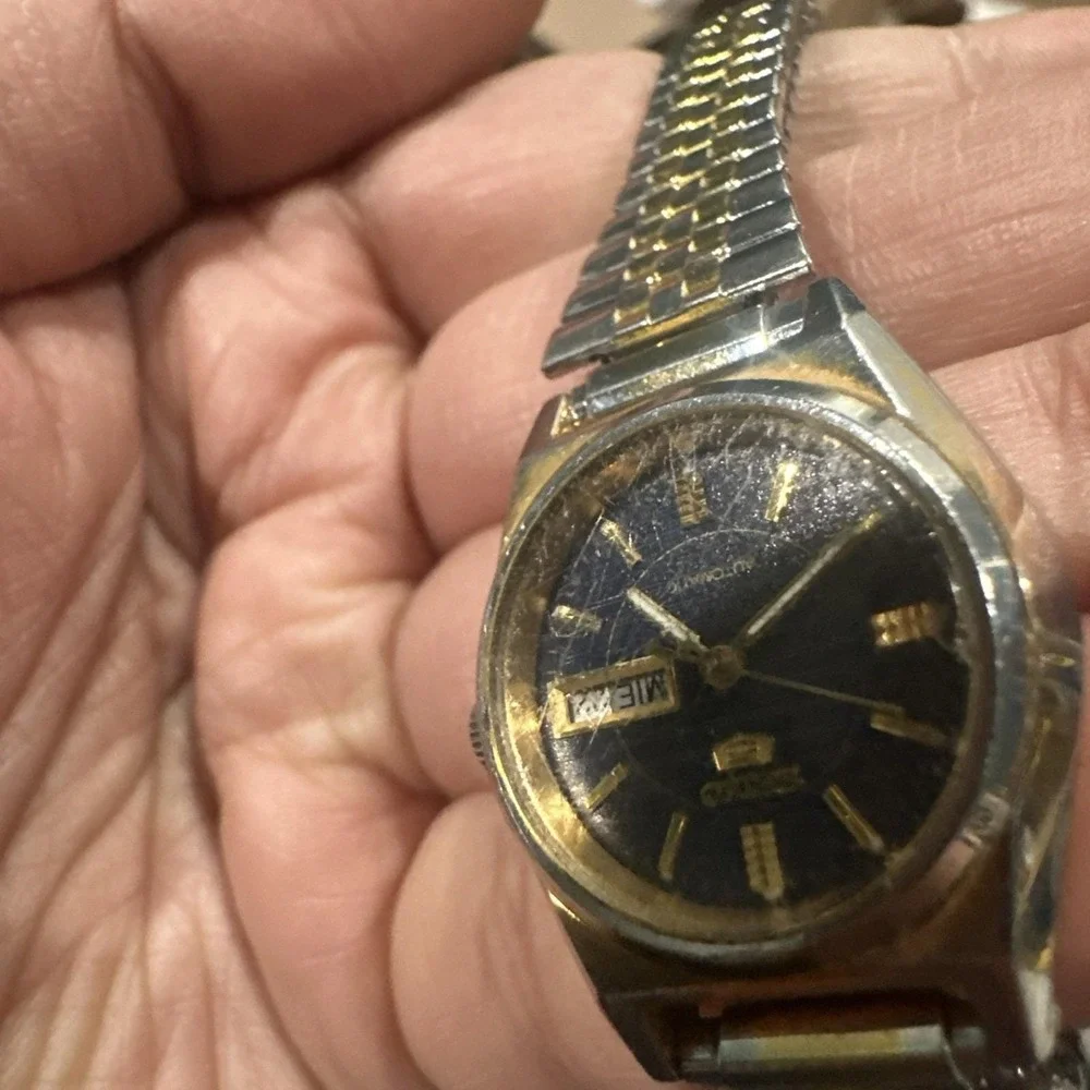 Working Seiko 5 Ladies Vintage Gold-Tone Day/Date Automatic Watch 4206-0480 25mm
